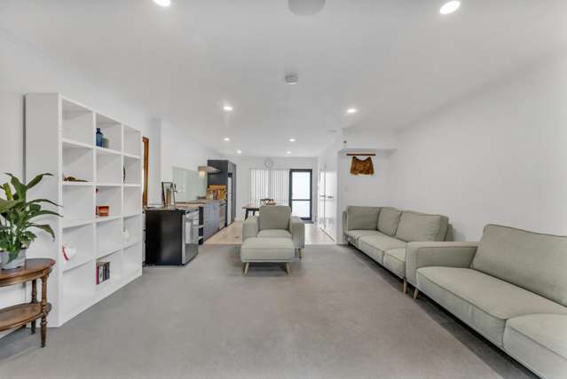 14/3 Ambrico Place New Lynn_1
