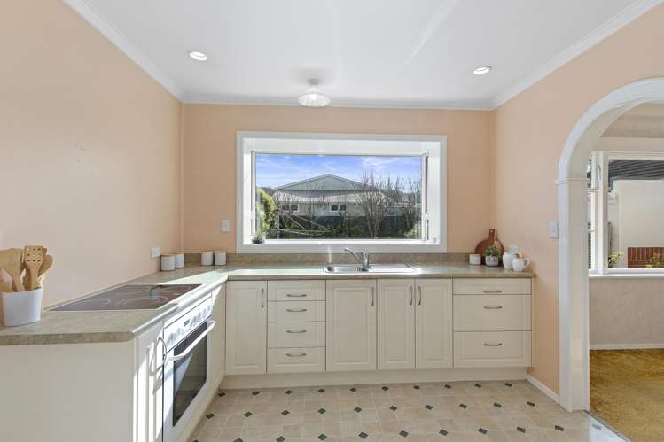 557 Fergusson Drive Trentham_10