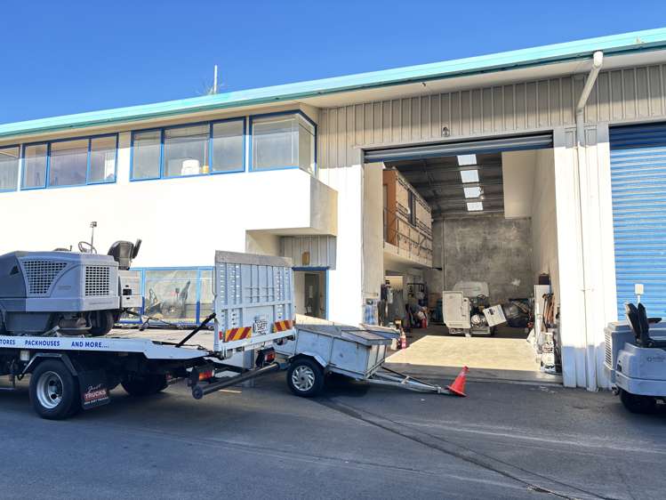 Unit 4/33 Newton Street Mt Maunganui_1