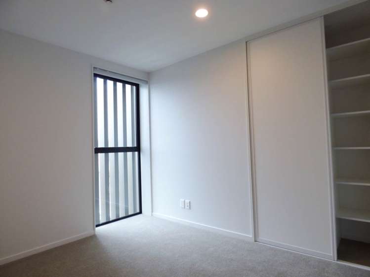 211/3 Bluegrey Avenue Stonefields_7