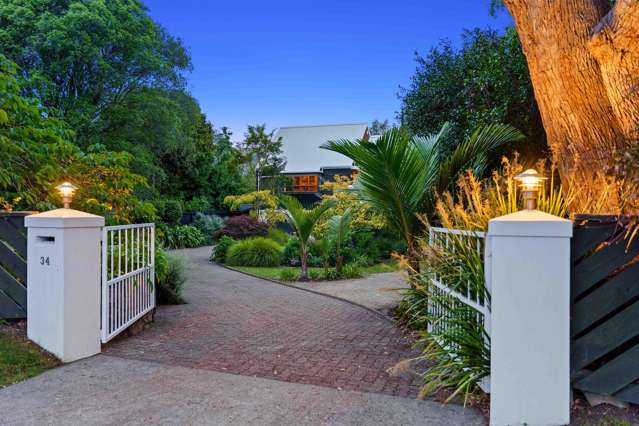 Architectural Garden Retreat | Horopito Haven