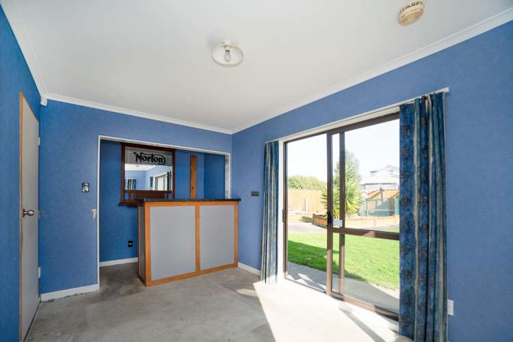 6 Belvedere Crescent Takaro_10
