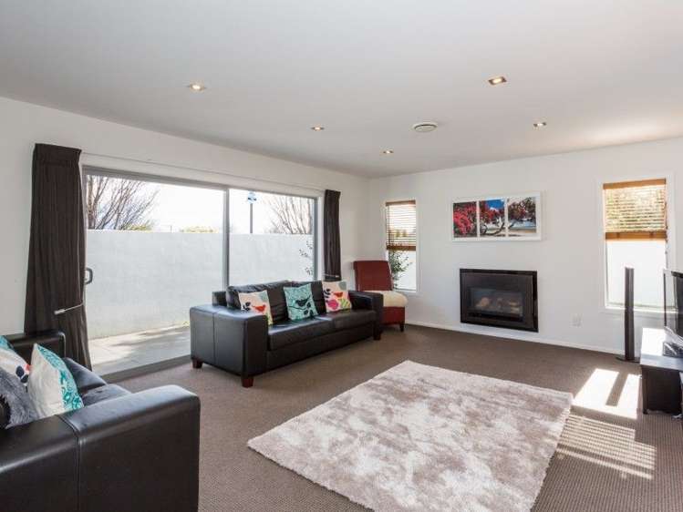 1 Cape Place Poraiti_6