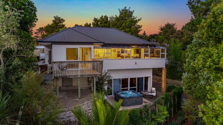 78 Island Bay Road Coastal Beach Haven_4