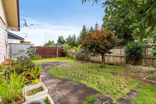 68 Diorella Drive Clover Park_4