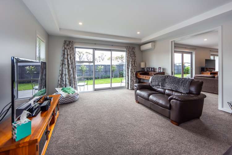 8 Doncaster Avenue Lincoln_10