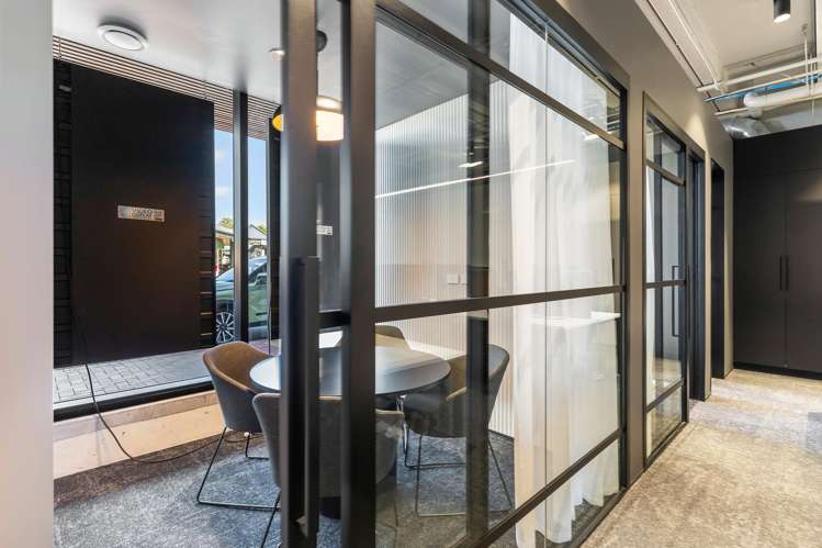 425 Beach Road Mairangi Bay_7