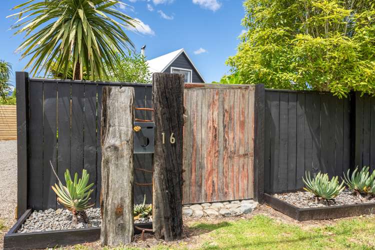 16 Ngapaki Street Waikanae Beach_31