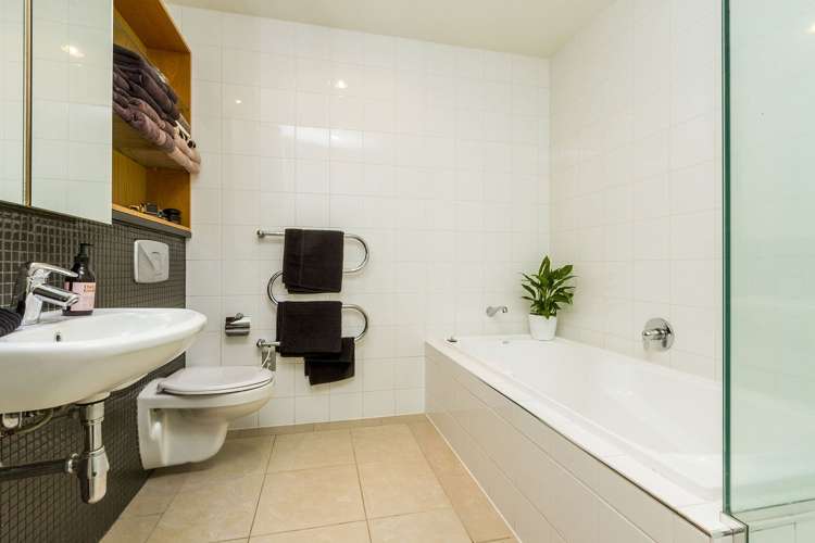 2/7 Killarney Street Takapuna_23