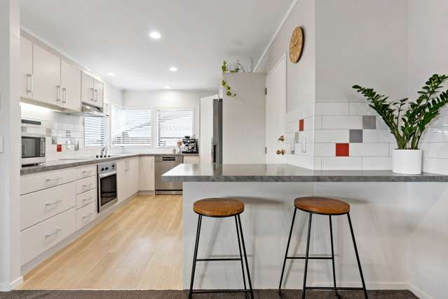 1/6 Carl Place Unsworth Heights_1