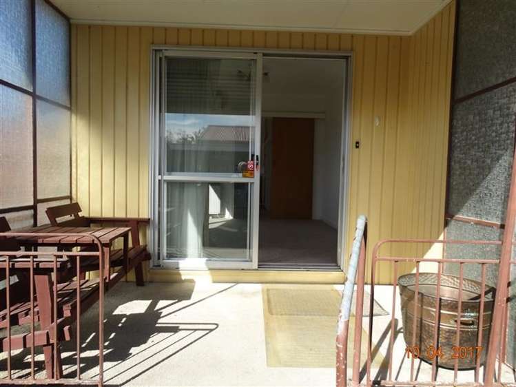 29a Churchill Avenue Richmond_10