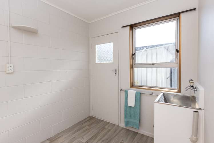 805 Willowpark Road South Akina_10