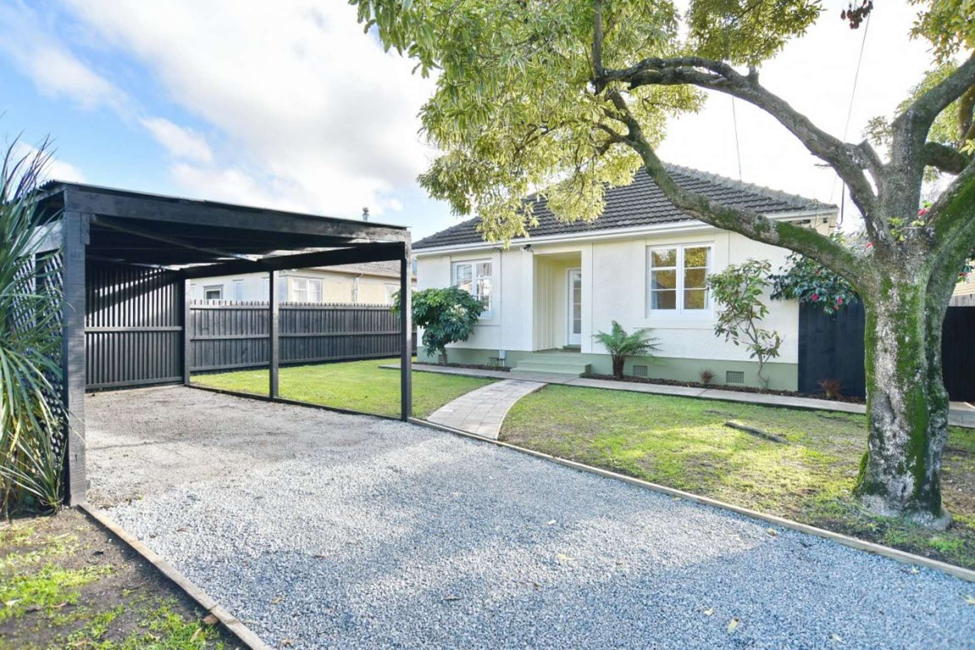 2/50 Radley Street Woolston_0