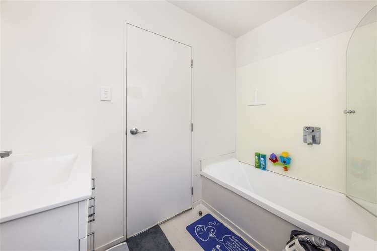 16 Finlayson Avenue Clendon Park_14