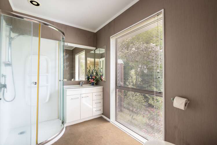 2 Byron Place Whalers Gate_18