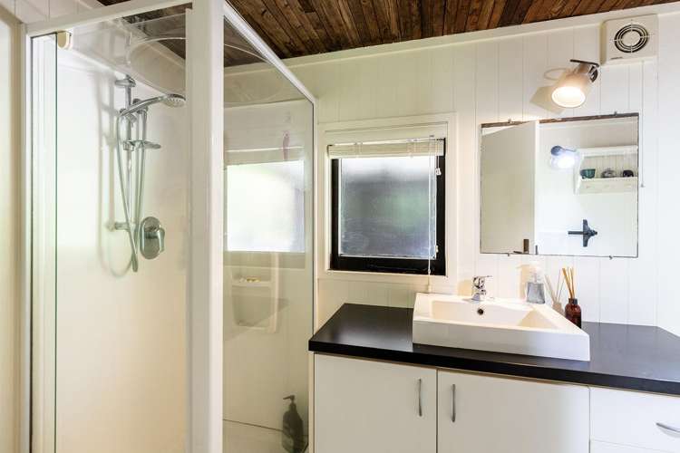 2415 Tairua Road SH 25 Hikuai_19