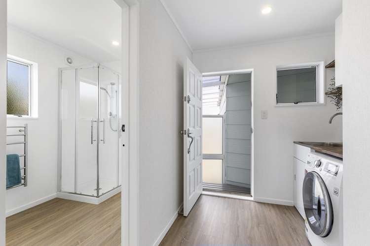 35 James Cook Drive Whitby_12