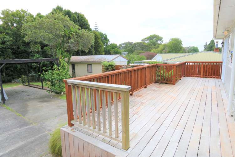 24 Blease Street New Lynn_16