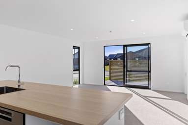 5 Wheki Place_2