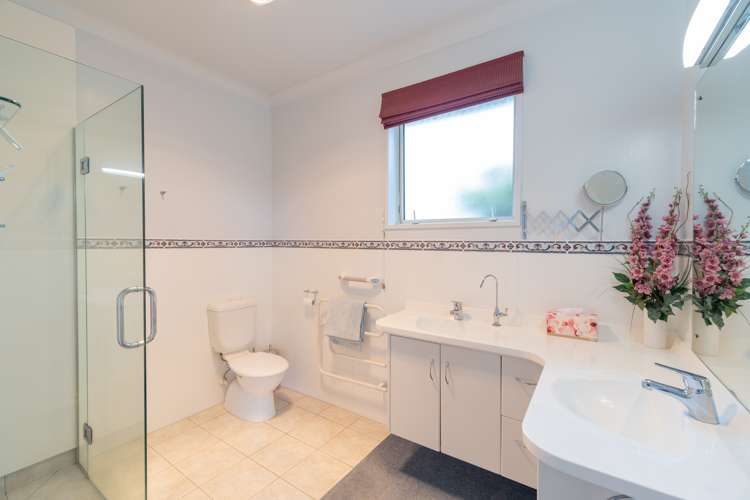 56 Hawea Place Te Anau_29