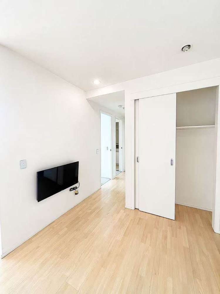 1304/30 Beach Road City Centre_7