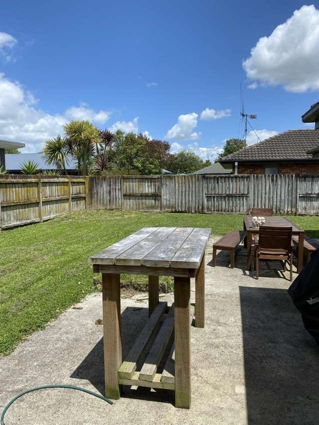 7 Whitford Place 2612_1