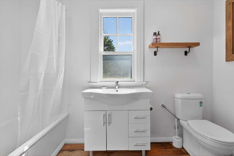 7 Stratton Street Normandale_13