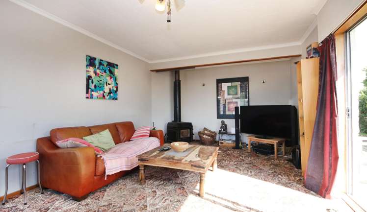 68 Paterson Street Grasmere_3