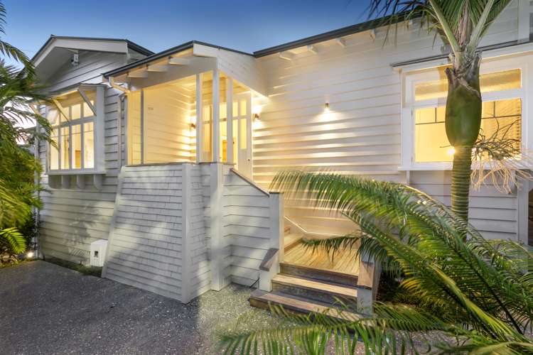 20 Ascot Avenue Narrow Neck_17