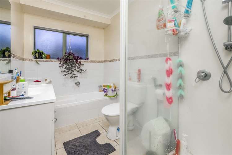 76 Crossandra Drive Mangere_14