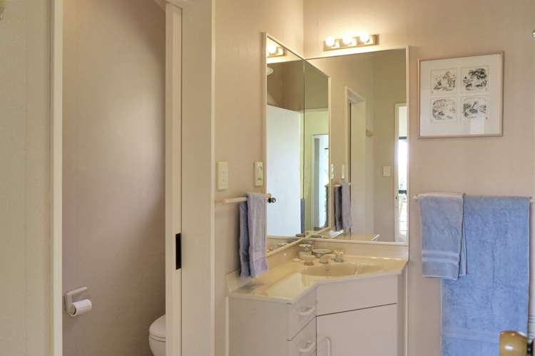 38 Lookout Road Parapara_14