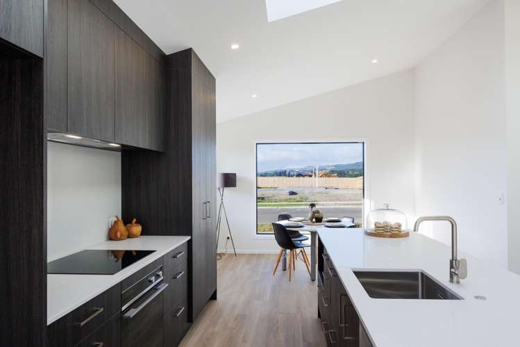 75 Atlantic Drive Fitzherbert_5