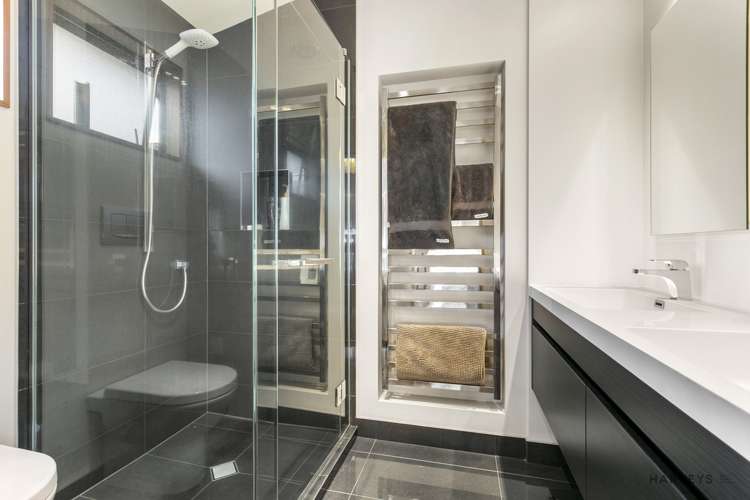 19 Cochran Road Oratia_5