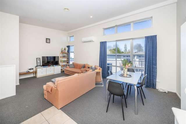 Unit 2 at 6 Ken Browne Drive Te Rapa_4