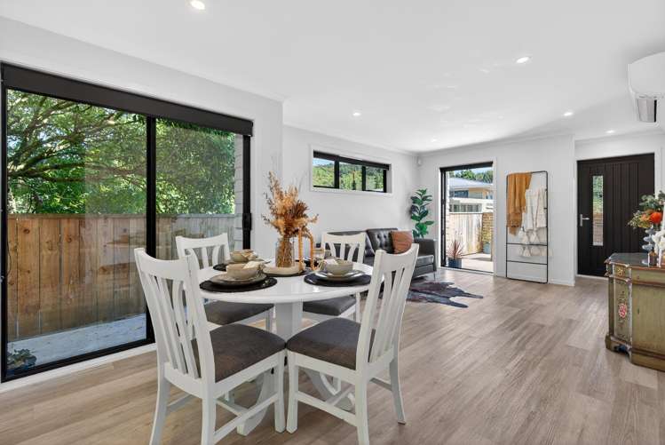 15B Rowe Parade Wainuiomata_8