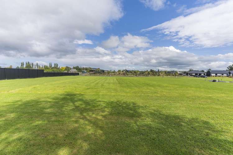 Constitution Avenue Milton_8