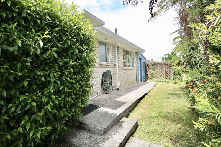 15a Sandalwood Drive Dinsdale_14