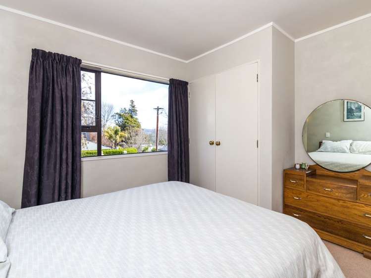 2/40 Puriri Street Hilltop_11