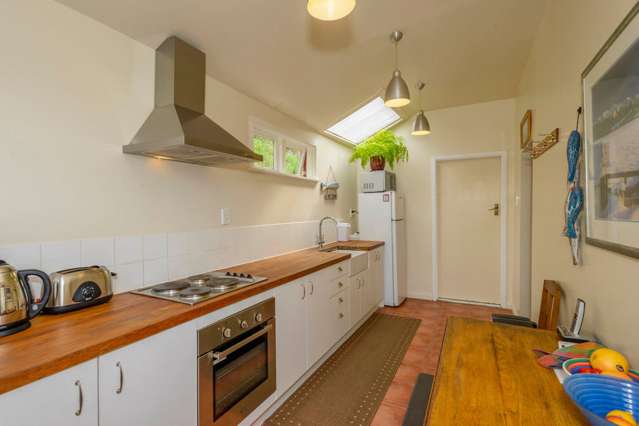 49 Hawkhurst Road Lyttelton_3