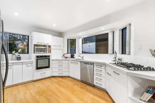 2/68 Clarence Road Northcote Point_4