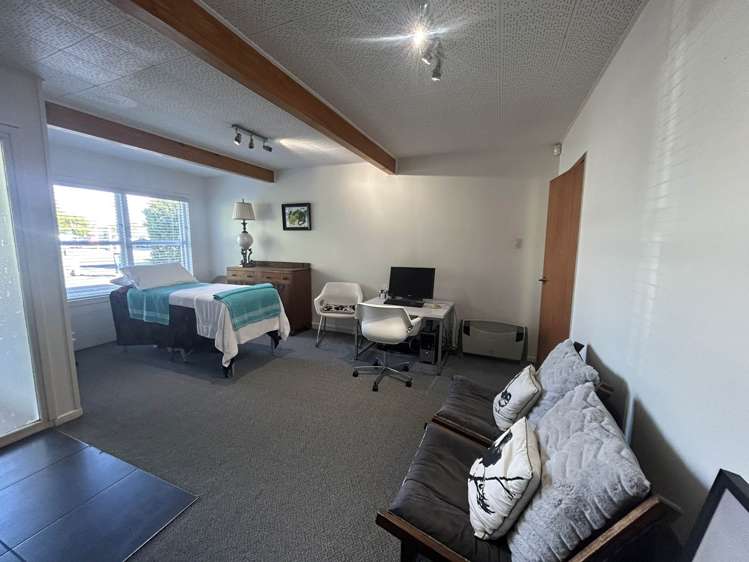 627 Te Atatu Road Te Atatu Peninsula_13