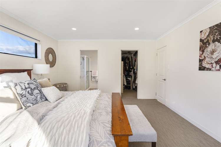 33 Chateau Rise Flat Bush_18