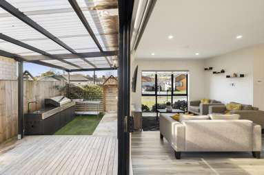 22 Perkins Street_4