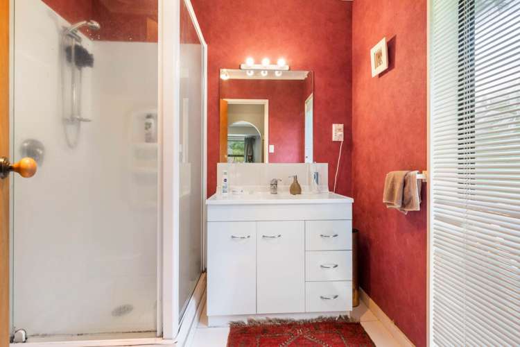 20 Voltaire Court Botany Downs_19