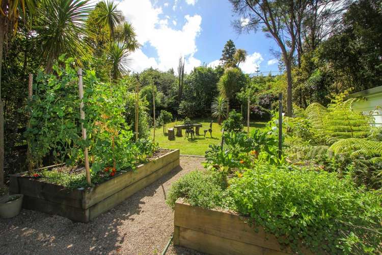 2a Chenery Road Red Beach_11