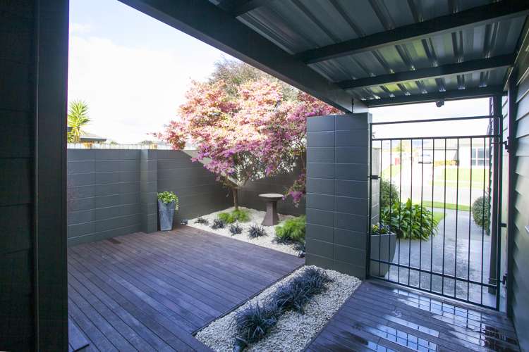 19 Meridian Grove Kelvin Grove_20