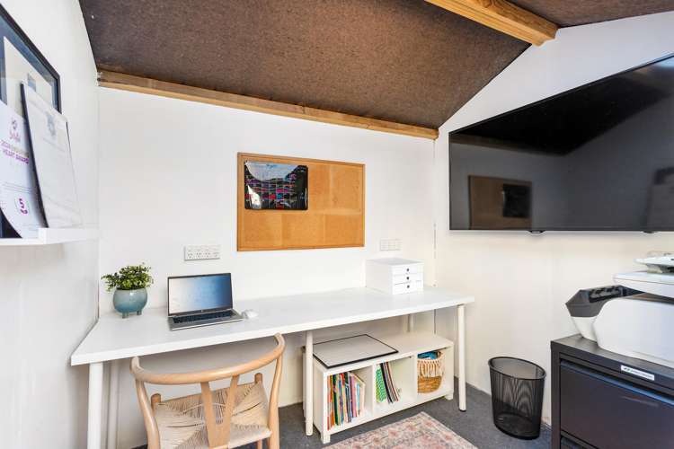 56 Vodanovich Road Te Atatu South_22