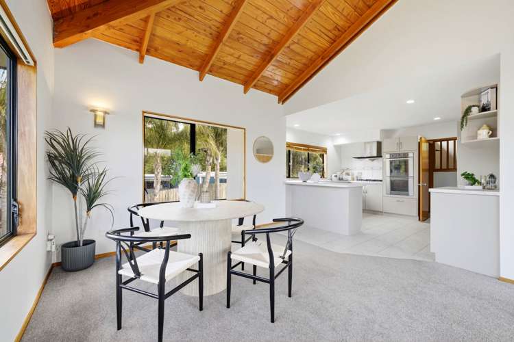 11 Highwood Grove Torbay_7