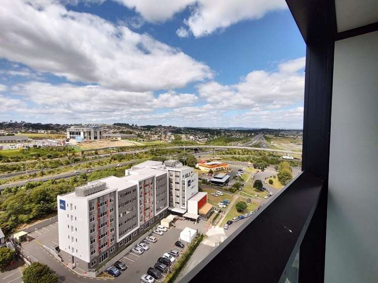 1309/8 Lakewood Court Manukau_17