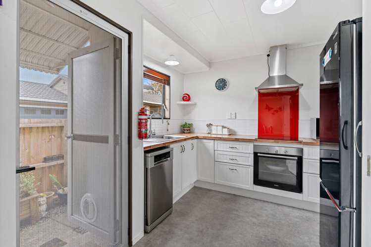 12A Armstrong Avenue_0